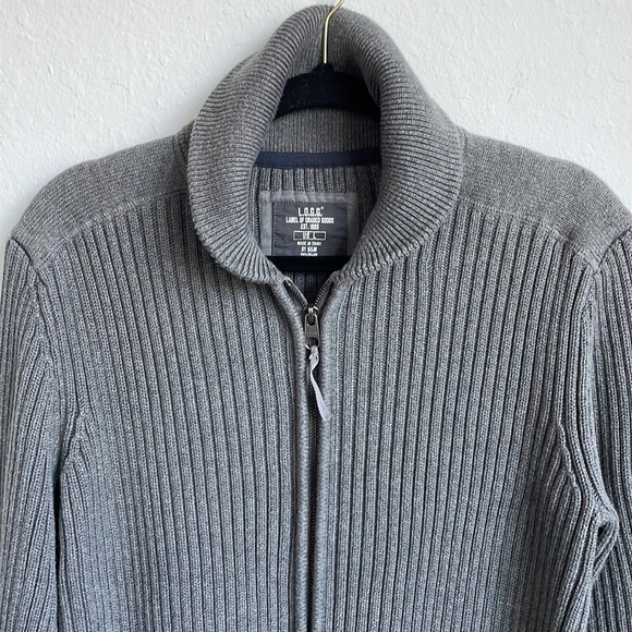 H & M Sweater - Picture 4 of 14